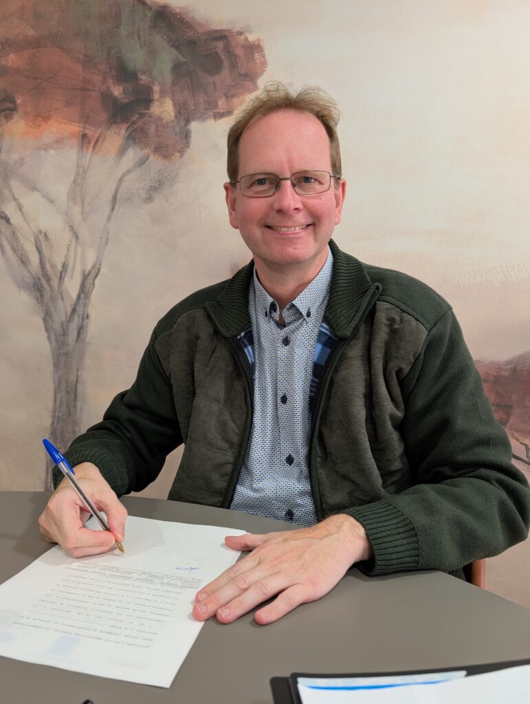 pxl 20260316 121433342