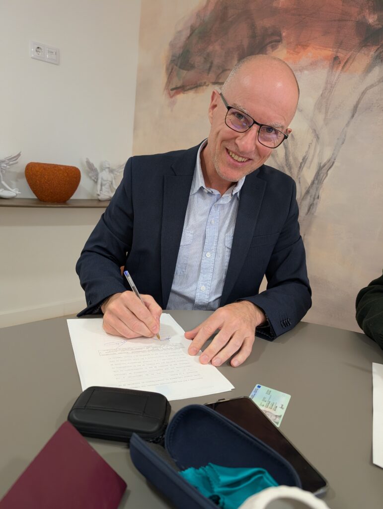 pxl 20260316 121444506